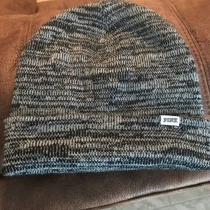 Heather grey VS beanie!
